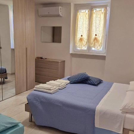 Casa Vacanze Matilde ลาสเปเซีย ภายนอก รูปภาพ
