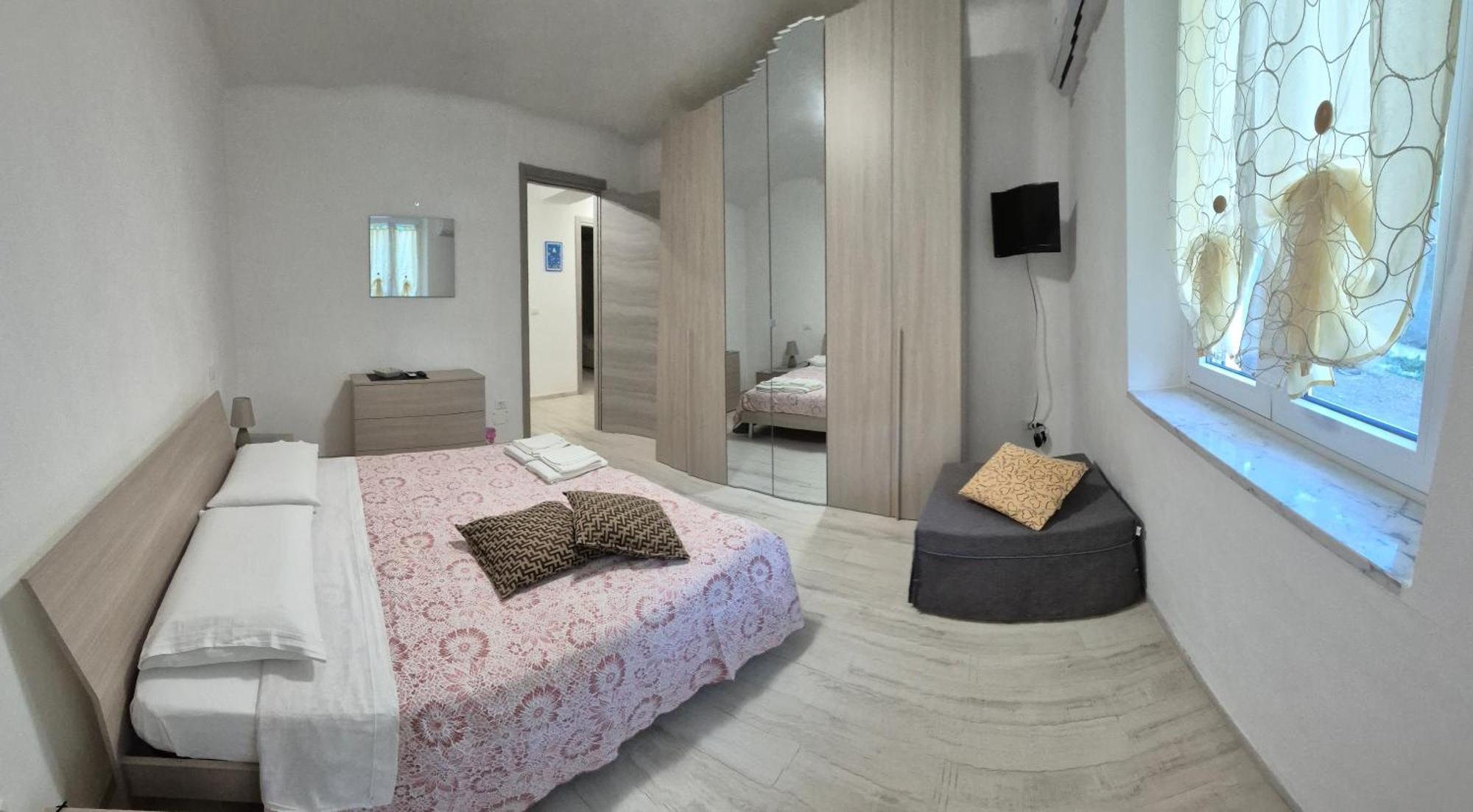 Casa Vacanze Matilde ลาสเปเซีย ภายนอก รูปภาพ