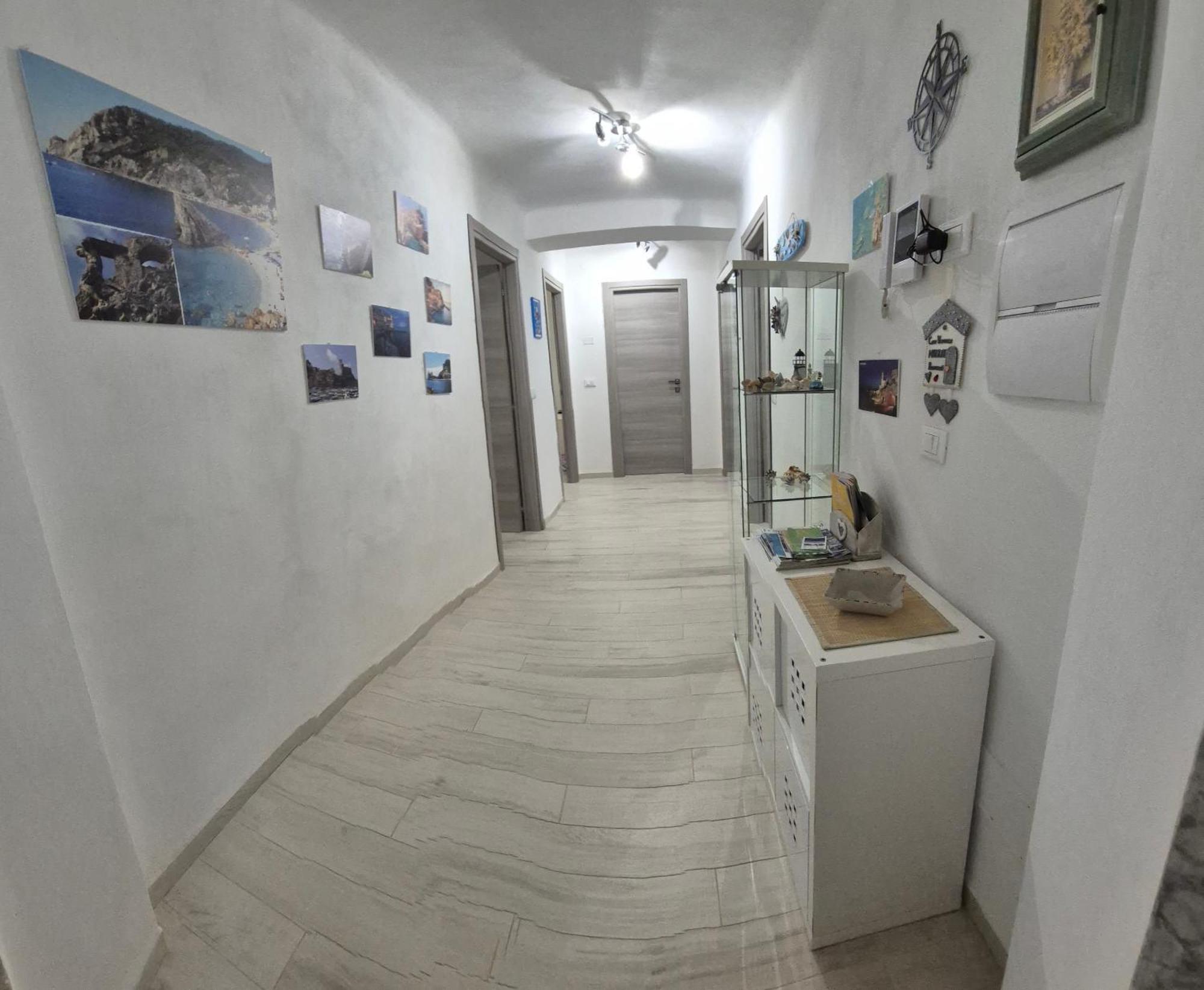 Casa Vacanze Matilde ลาสเปเซีย ภายนอก รูปภาพ