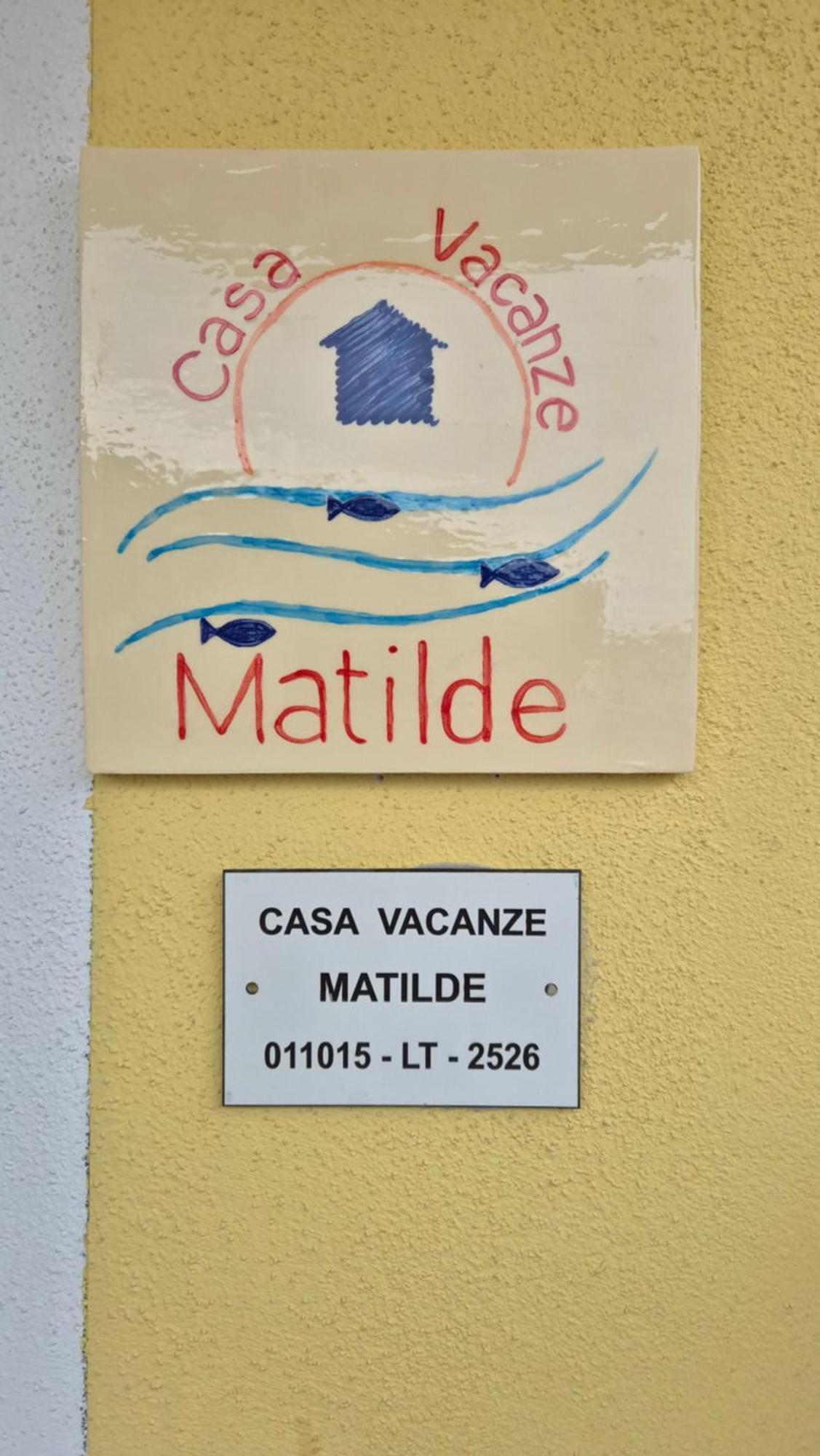 Casa Vacanze Matilde ลาสเปเซีย ภายนอก รูปภาพ